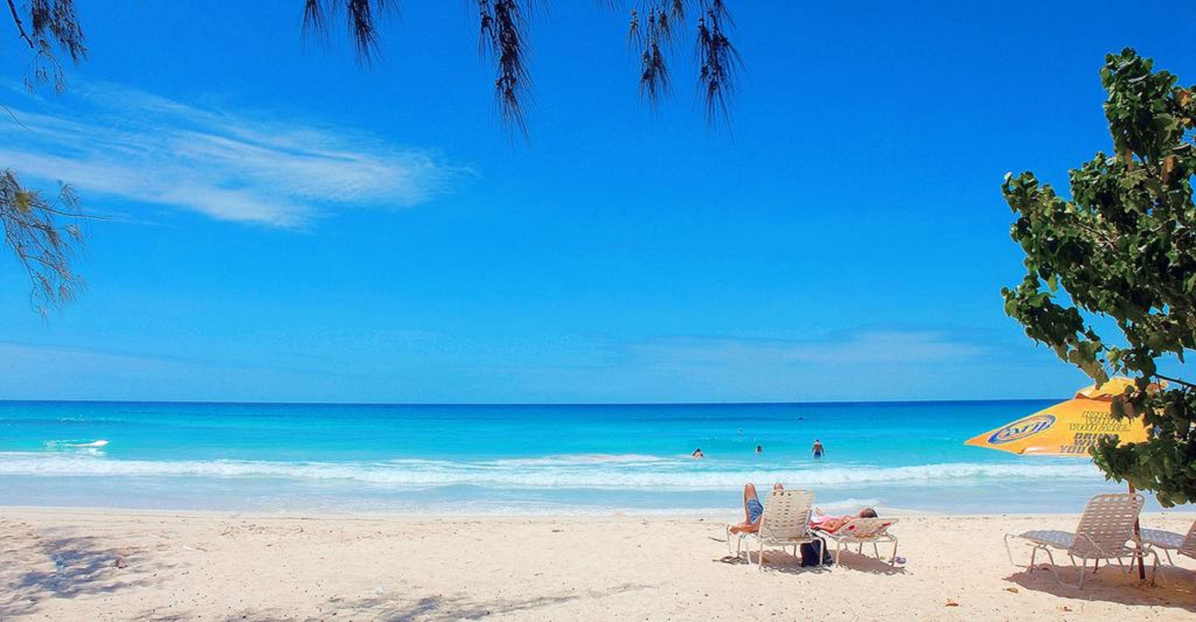 Blue Horizon Hotel Rockley ภายนอก รูปภาพ