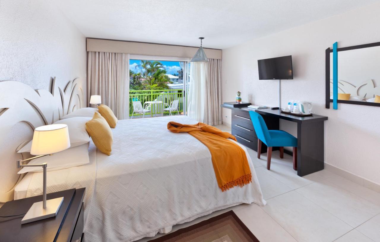 Blue Horizon Hotel Rockley ภายนอก รูปภาพ