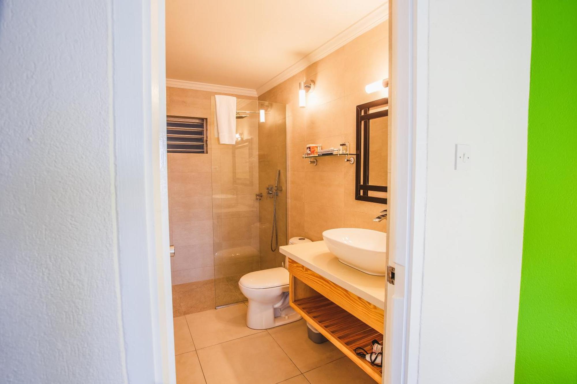 Blue Horizon Hotel Rockley ภายนอก รูปภาพ