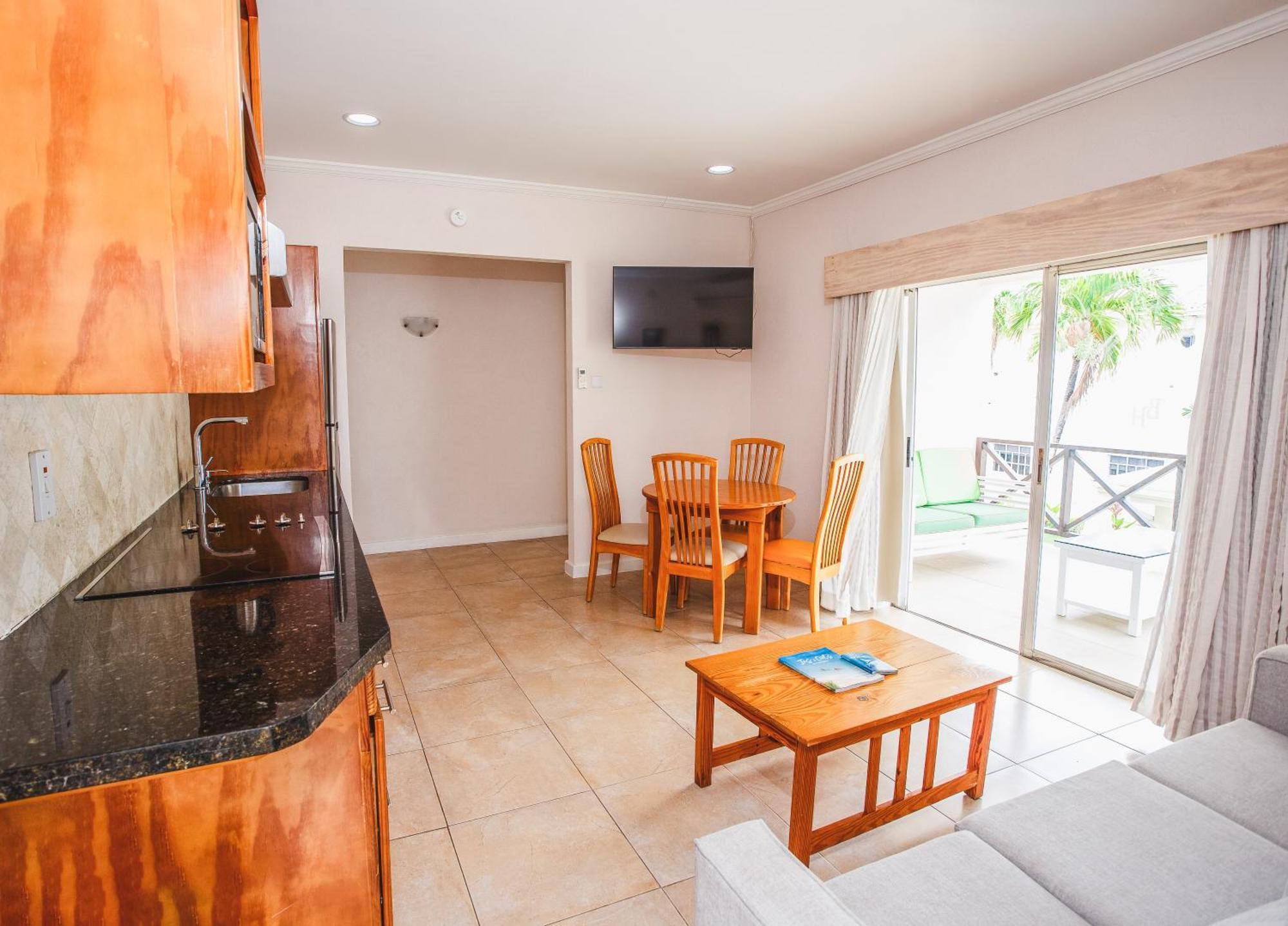Blue Horizon Hotel Rockley ภายนอก รูปภาพ