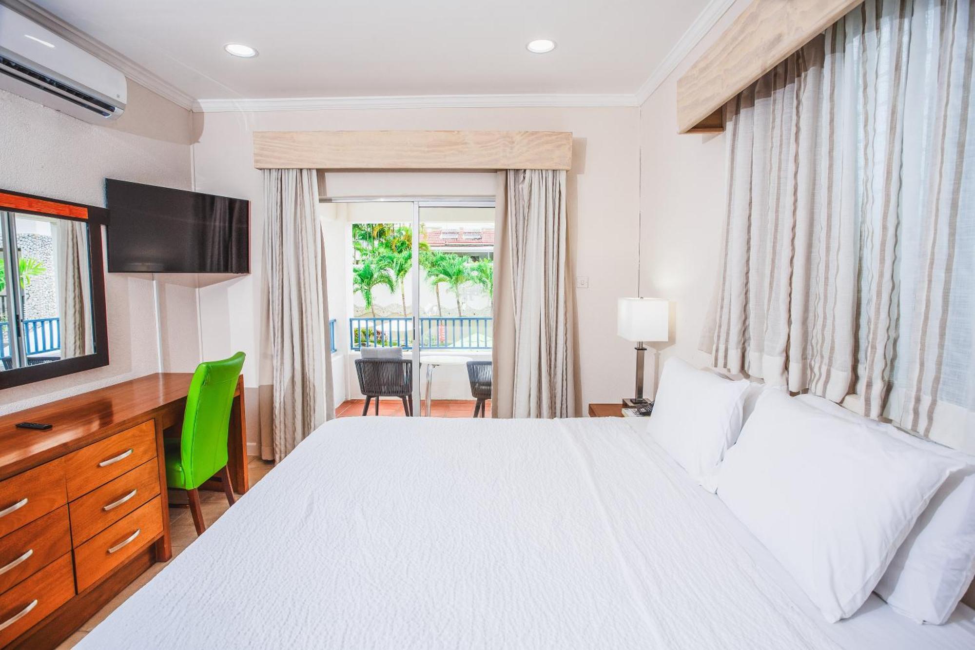 Blue Horizon Hotel Rockley ภายนอก รูปภาพ
