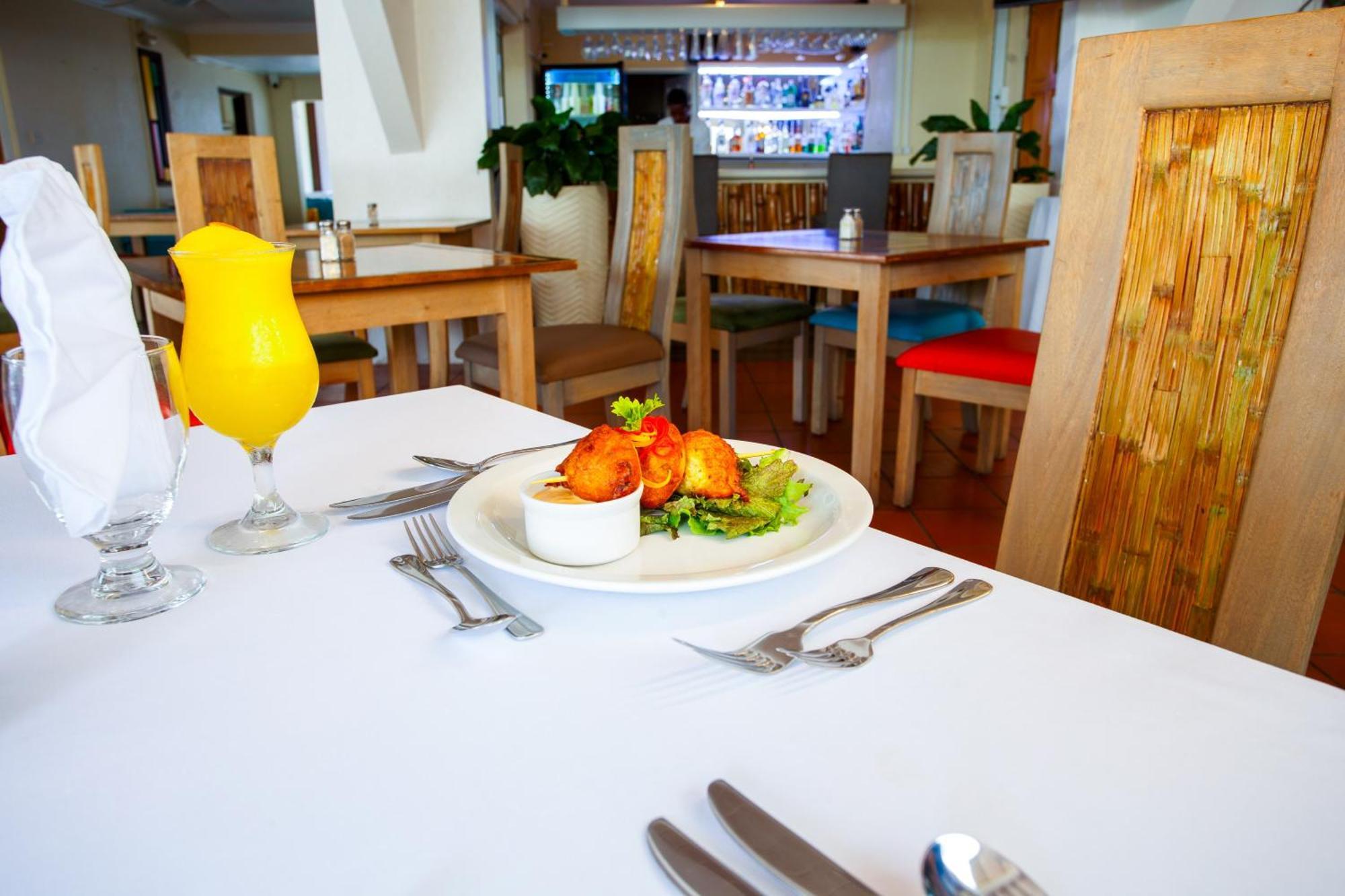 Blue Horizon Hotel Rockley ภายนอก รูปภาพ