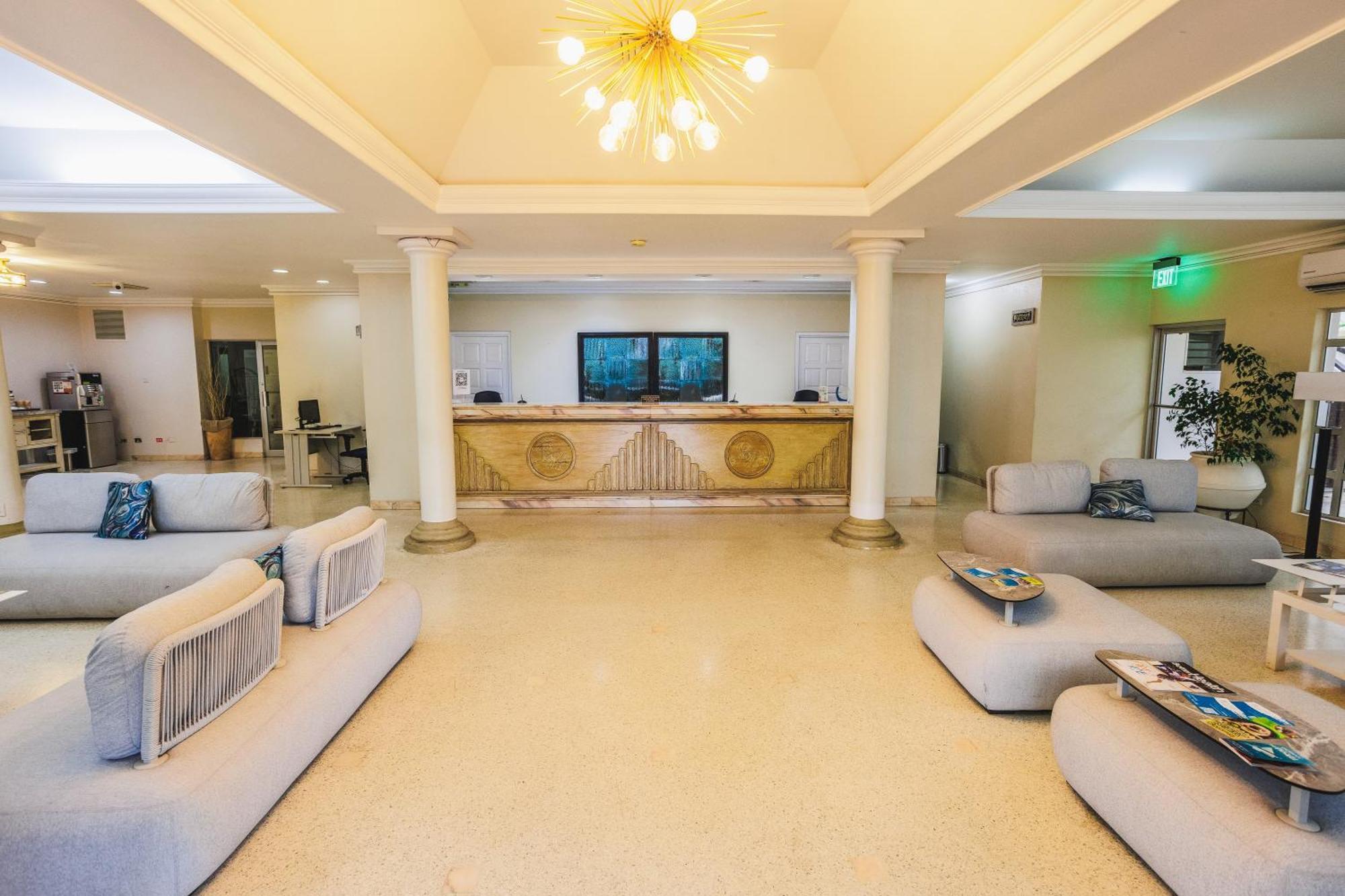 Blue Horizon Hotel Rockley ภายนอก รูปภาพ