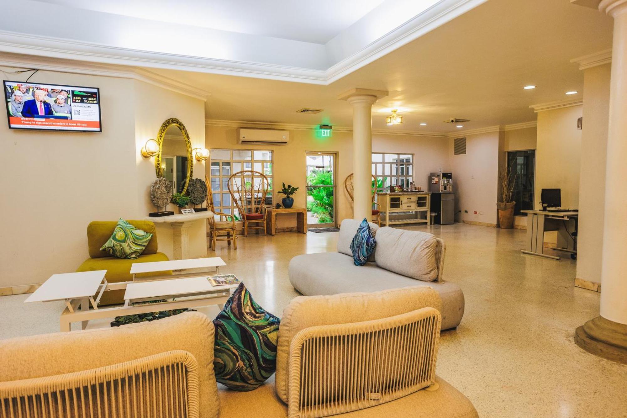 Blue Horizon Hotel Rockley ภายนอก รูปภาพ