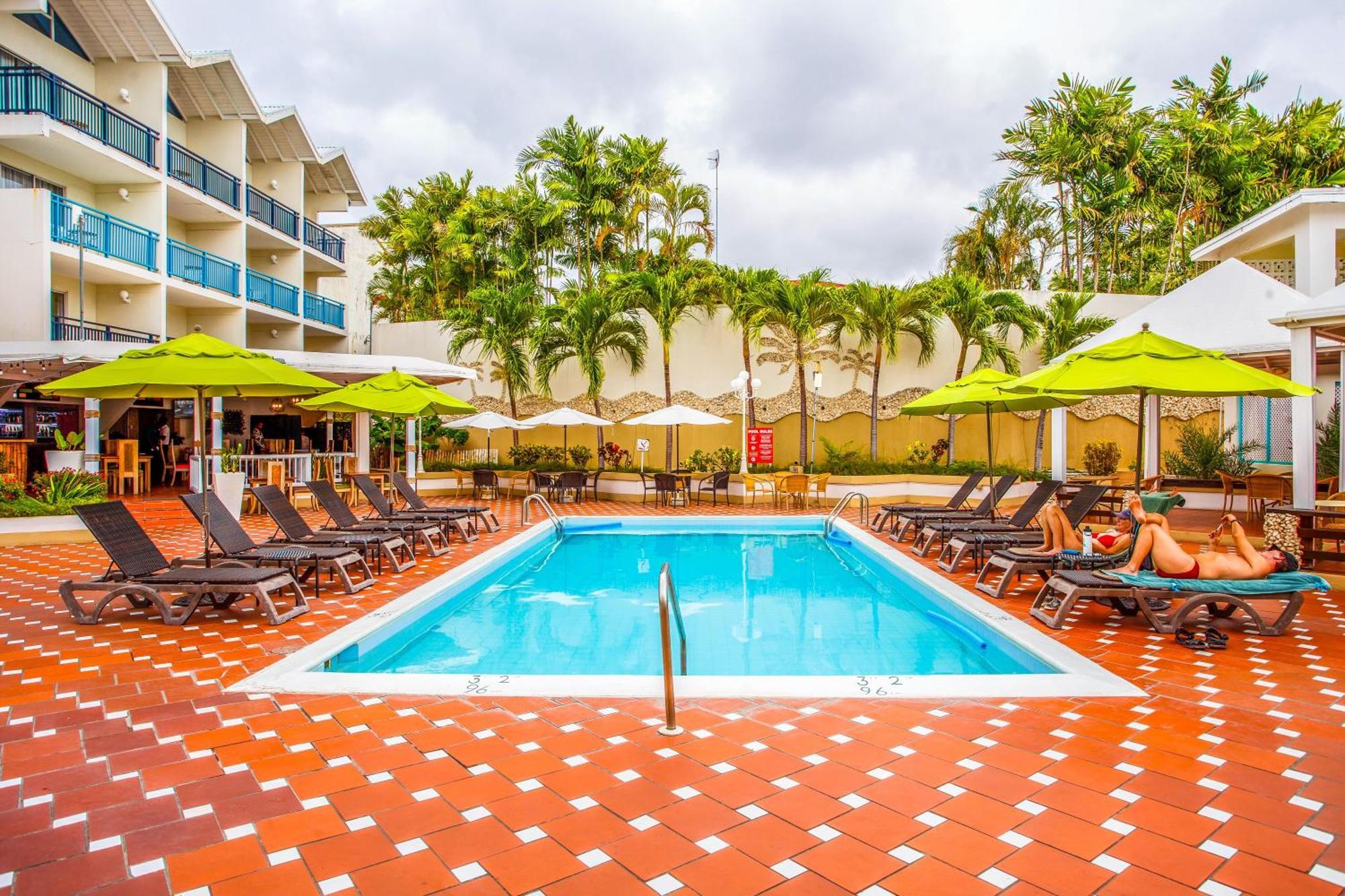 Blue Horizon Hotel Rockley ภายนอก รูปภาพ